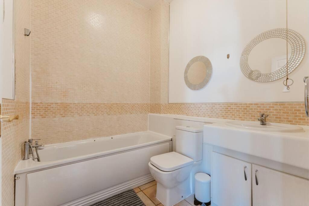 Comfortable Double For Your Getaway * Londen