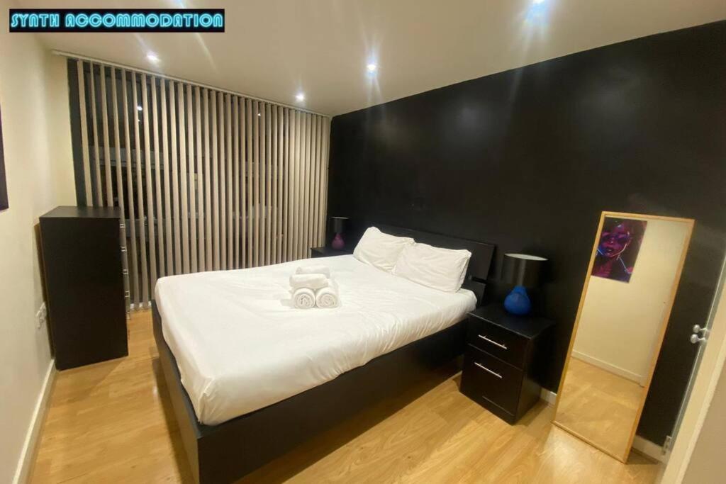 80s Retro 1bedroom Apart Canary Wharf * London