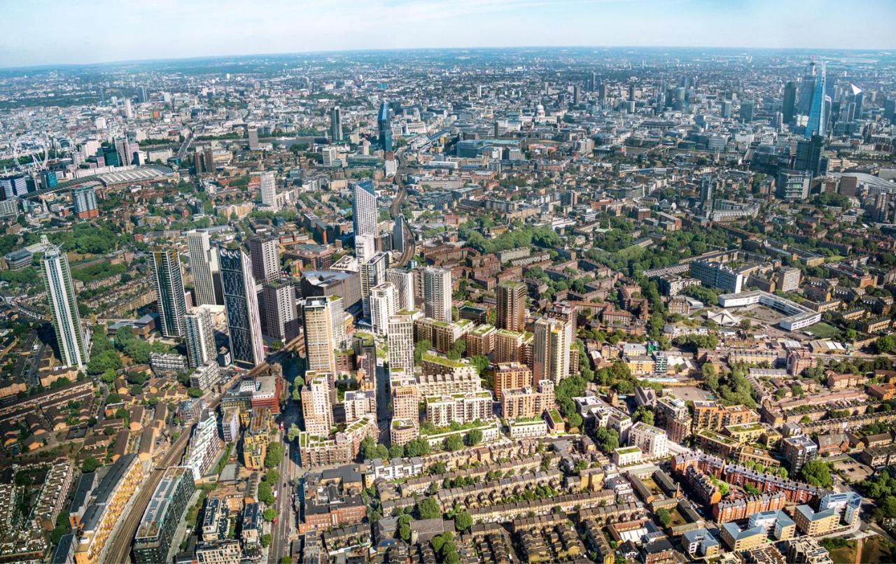 Palace - Excellent In Zone 1 London