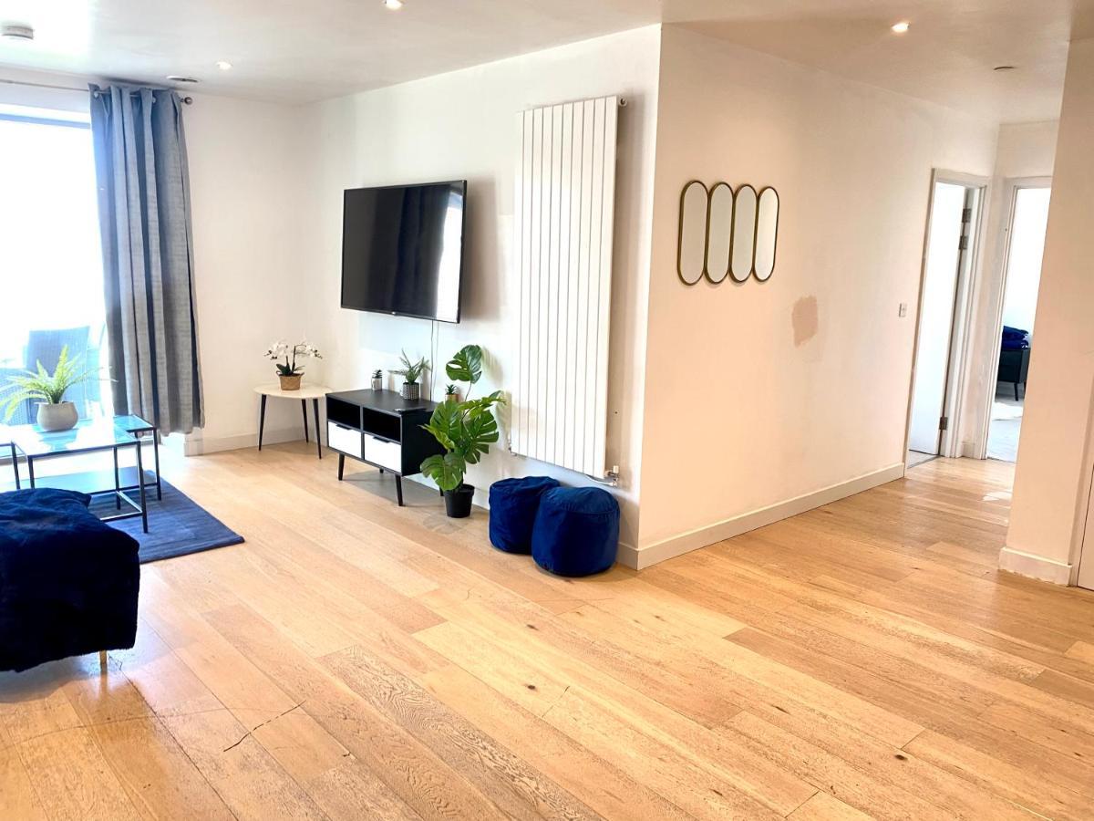 Apartment Md : Stunning 2 Bedroom 2 Bath - Royal Docks