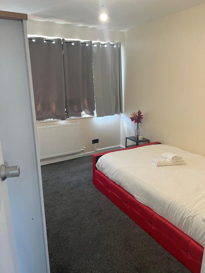 Stunning 3 Bedroom Property- Large Privat overnatting
