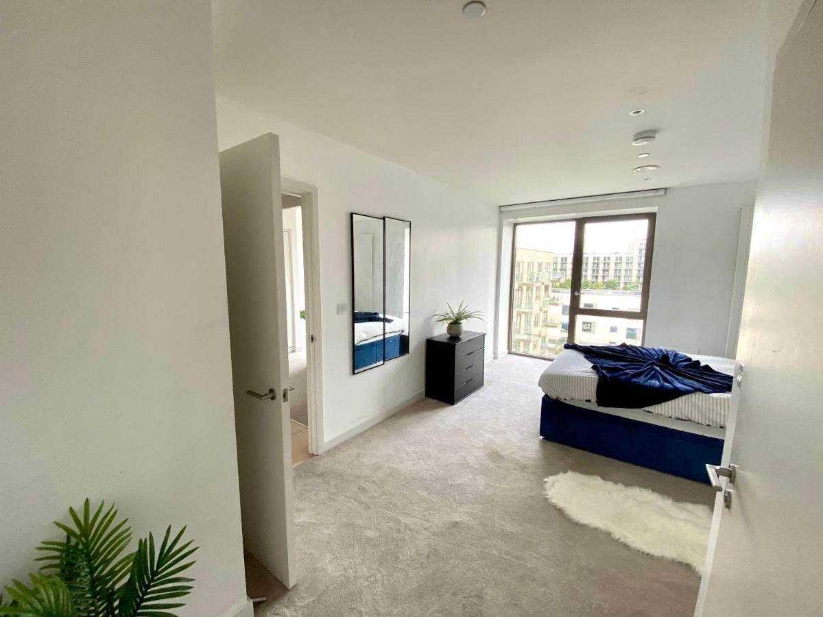 Md : Stunning 2 Bedroom 2 Bath - Royal Docks Apartment