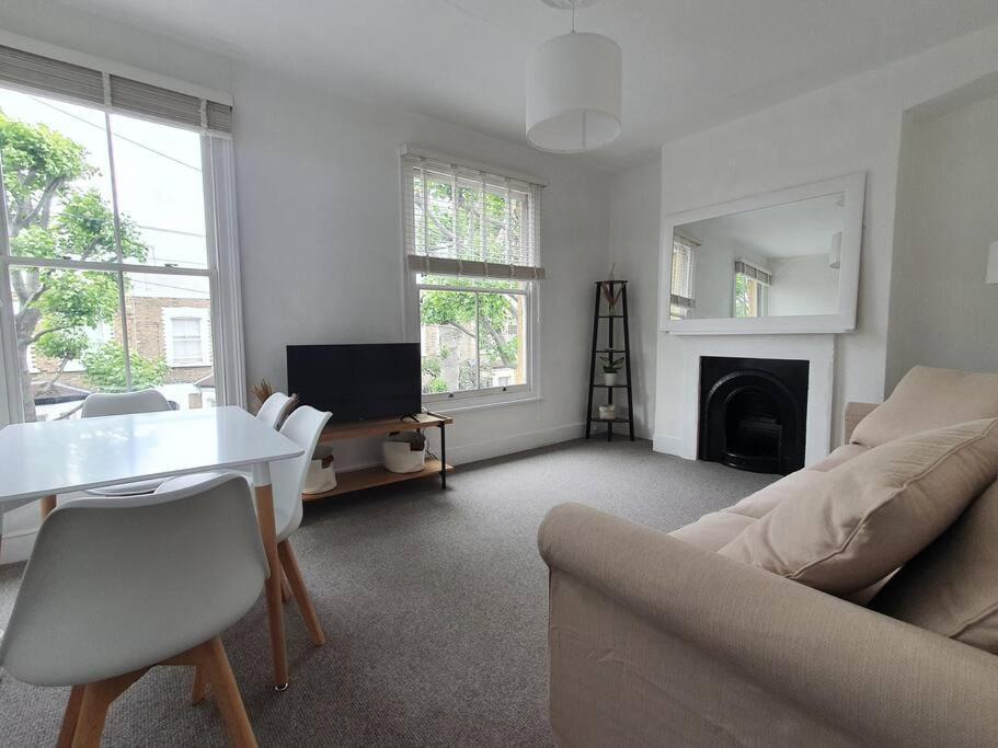 Beautiful Flat In Bow Apartamento Londres