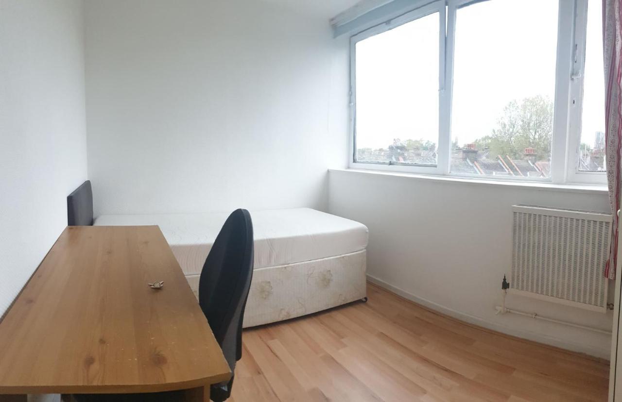 Homestay Elephant & Castle - Zone 2 - Private - Shared Bathroom *