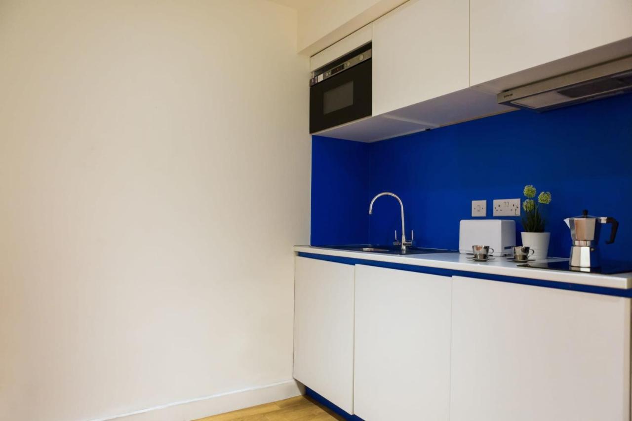 Cosy And At Chapter Aldgate In Apartamento