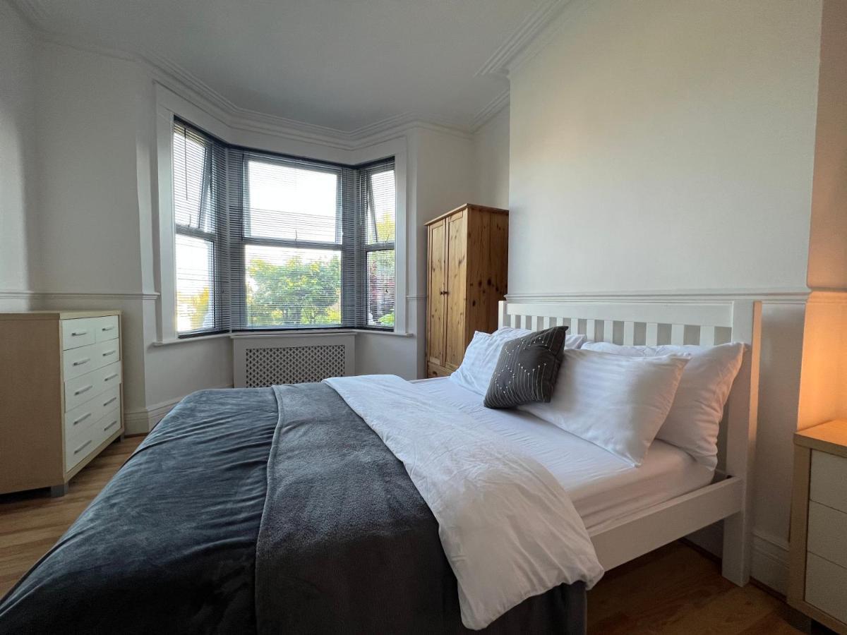 Entire Luxury 4 Bedroom Victorian House With 2 En-suite - Forest Hill, London