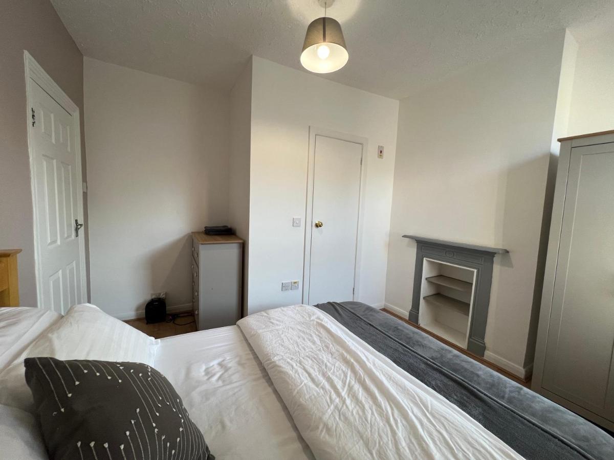 Apartment Entire Luxury 4 Bedroom Victorian House With 2 En-suite - Forest Hill, *