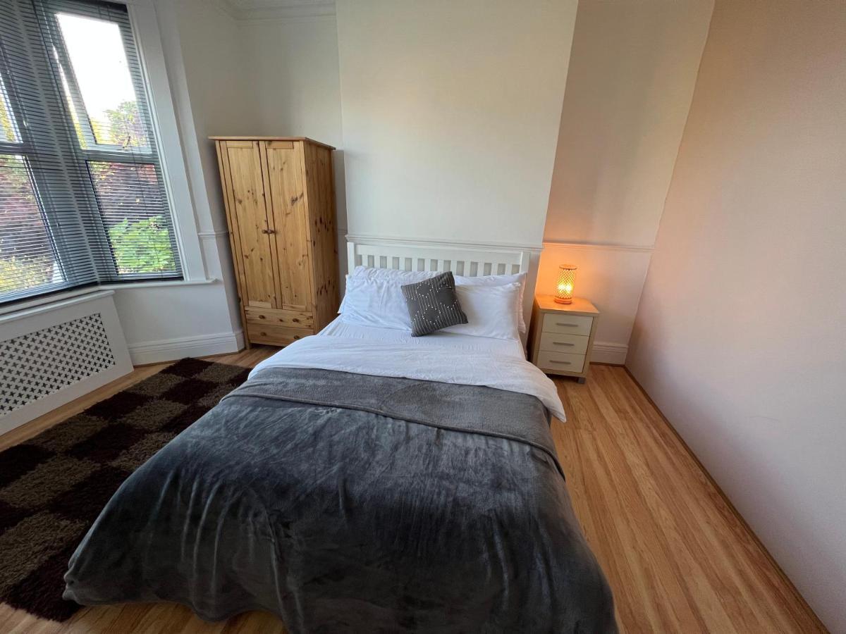 Entire Luxury 4 Bedroom Victorian House With 2 En-suite - Forest Hill, Apartment *