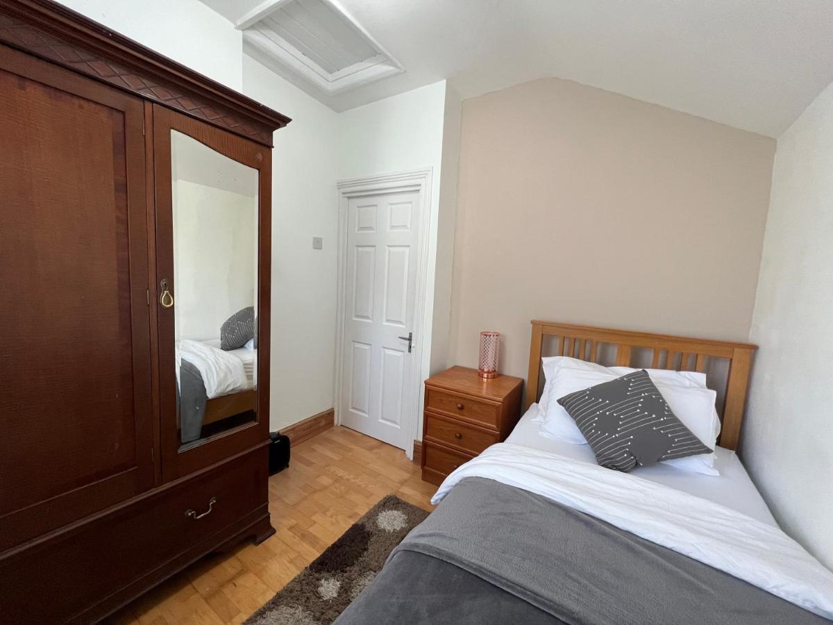 Apartment Entire Luxury 4 Bedroom Victorian House With 2 En-suite - Forest Hill, London