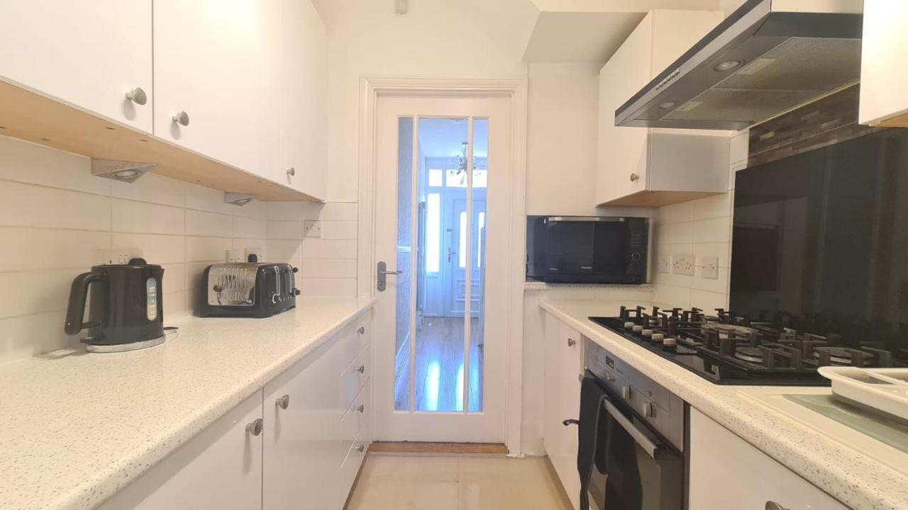Privat overnatting Private In East Ham London