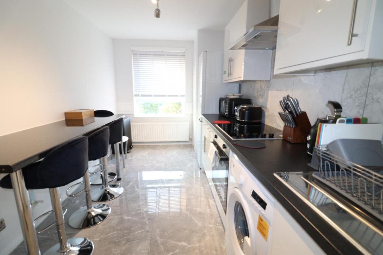 Modern Charlton Apartment
