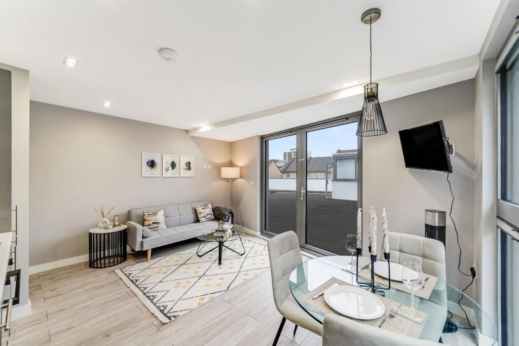 Modern 1 Bed Apt By Old Street / Shoreditch Apartment