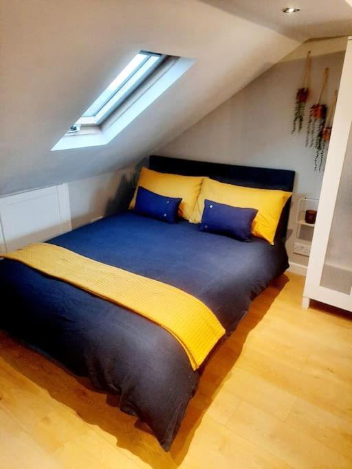 Alross Flat / Private Bathroom Apartamento