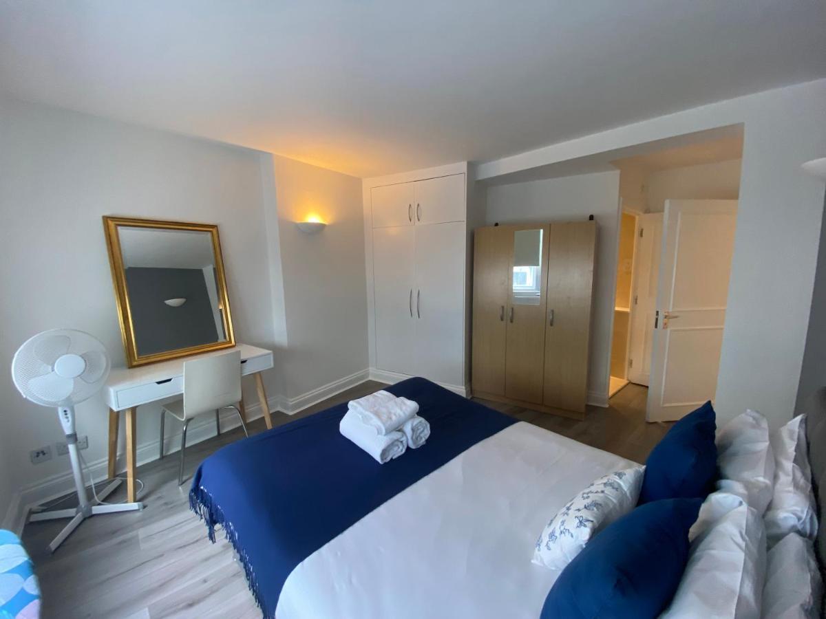 2 Bed Flat Outside Liverpool Street Station! *