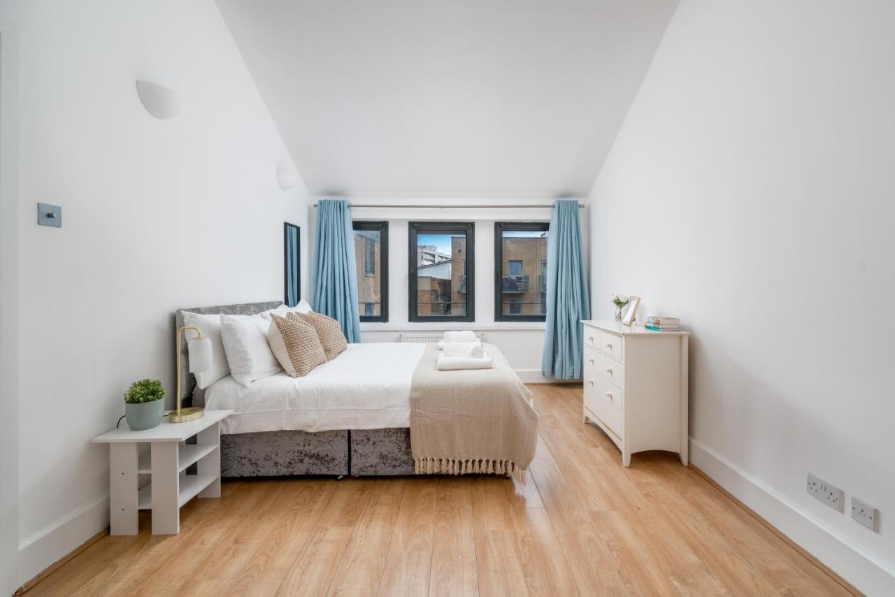 Modern 1 Bedroom City Penthouse Appartement Londen