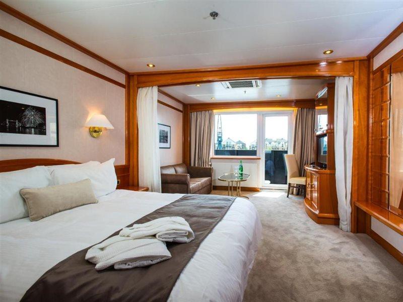 Hotel Sunborn Yacht 4*