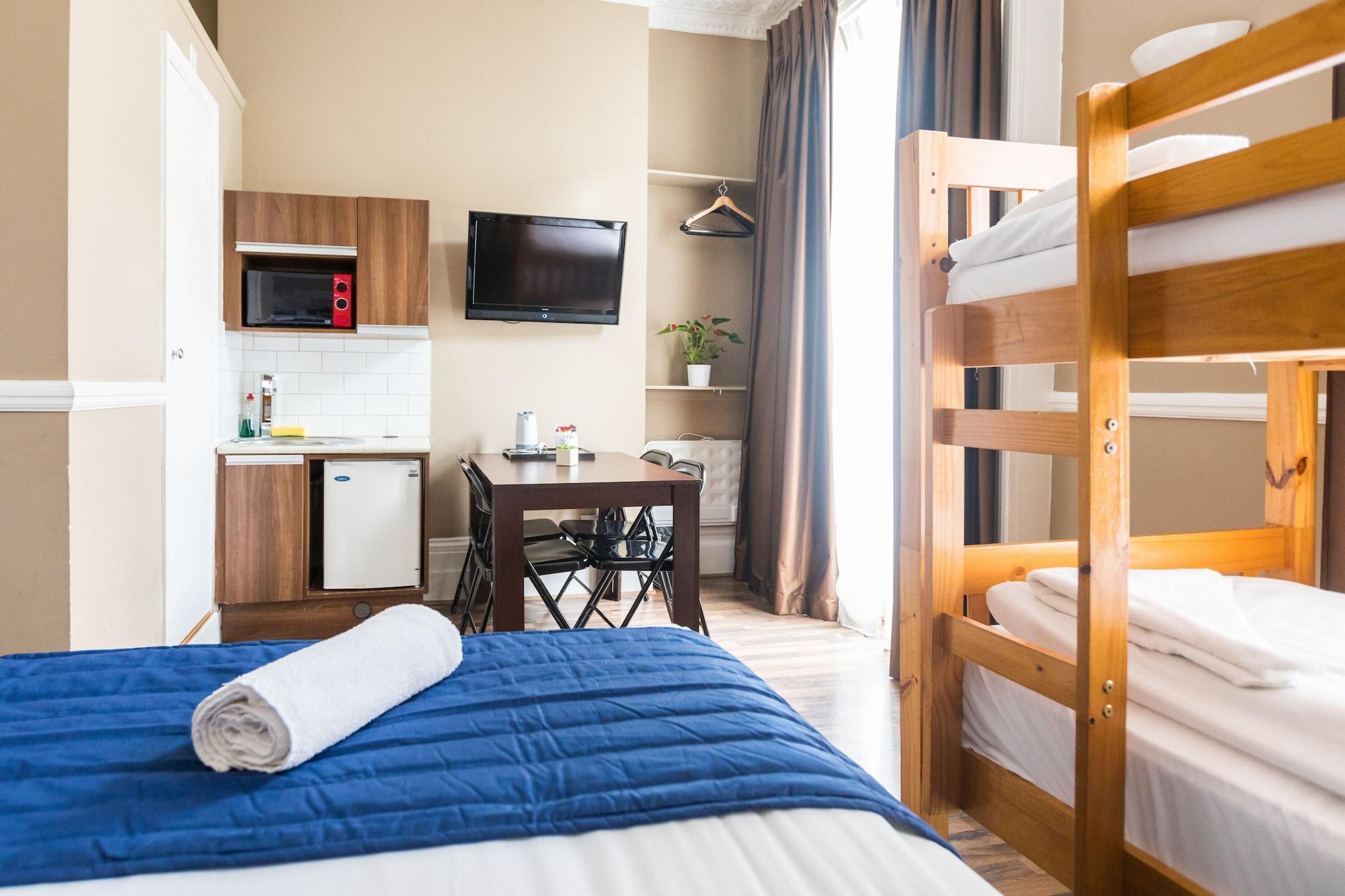 Belgravia Hotel 3*
