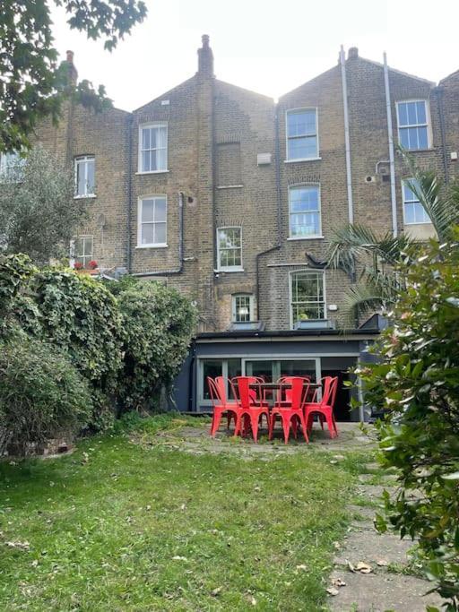 Сasa de vacaciones Beautiful Victorian House, Sleeps 12 Londres