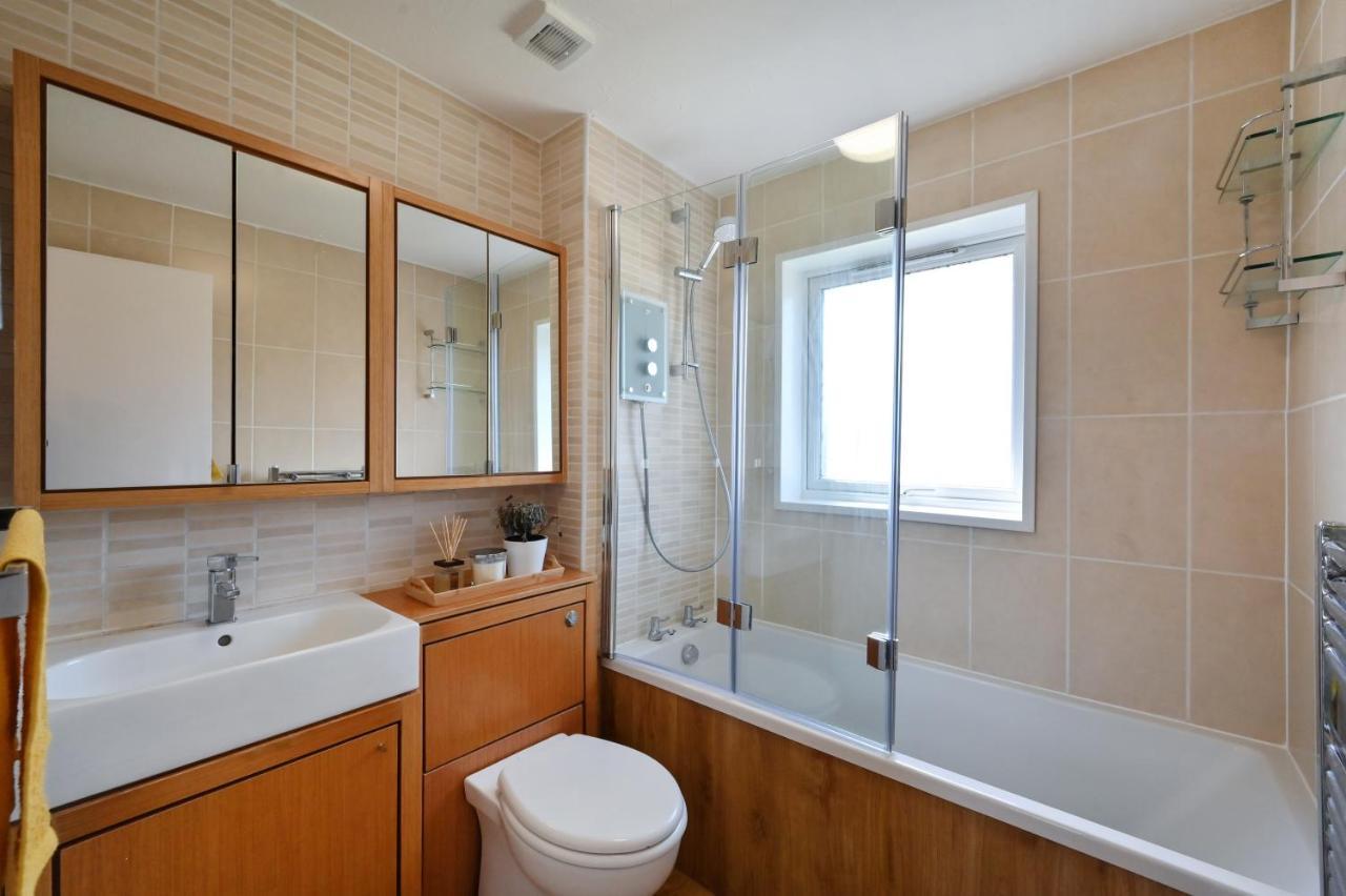 Modern House Near Canary Wharf, Excel, Greenwich Feriehus London