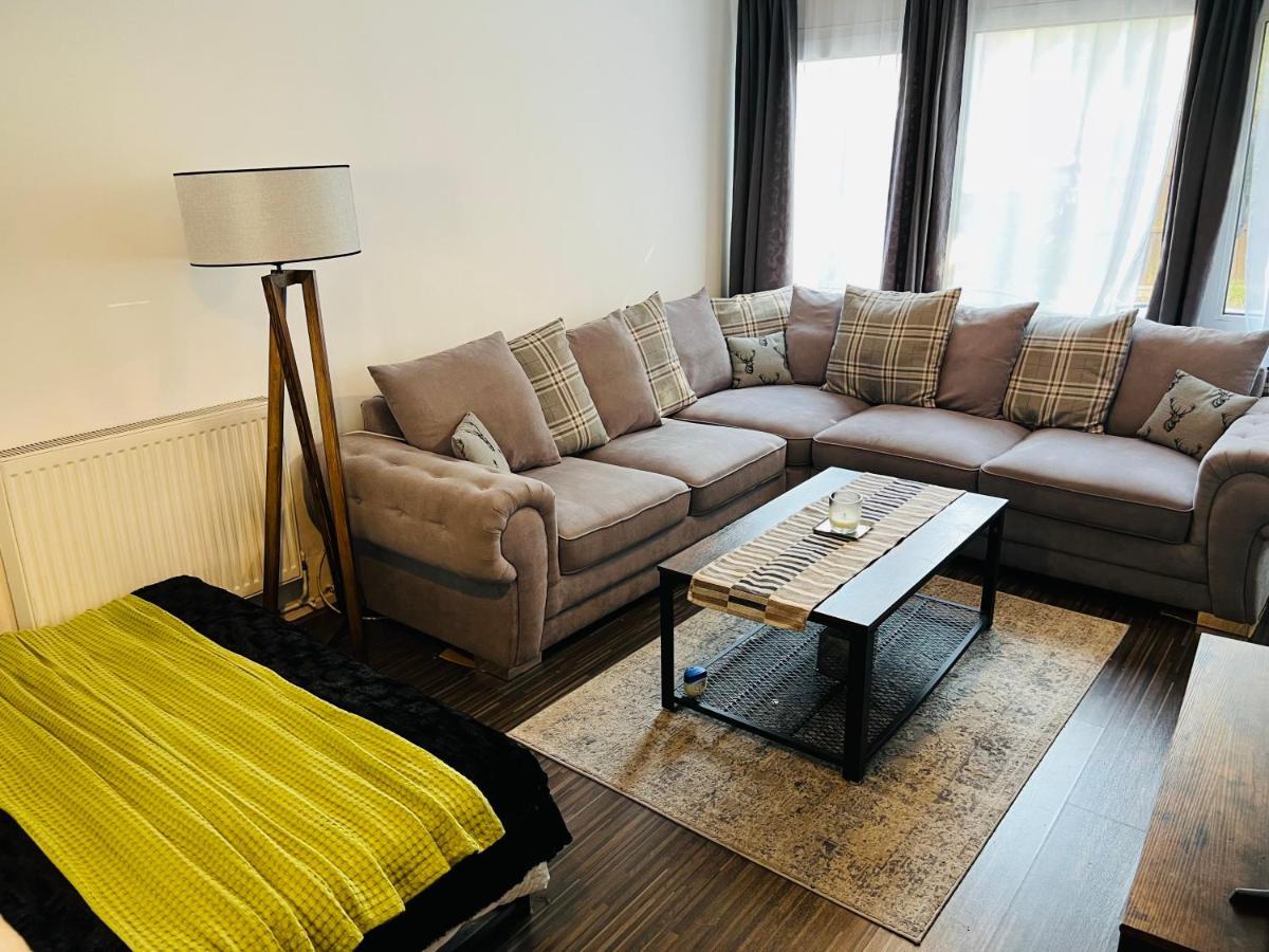 Apartment East -studio