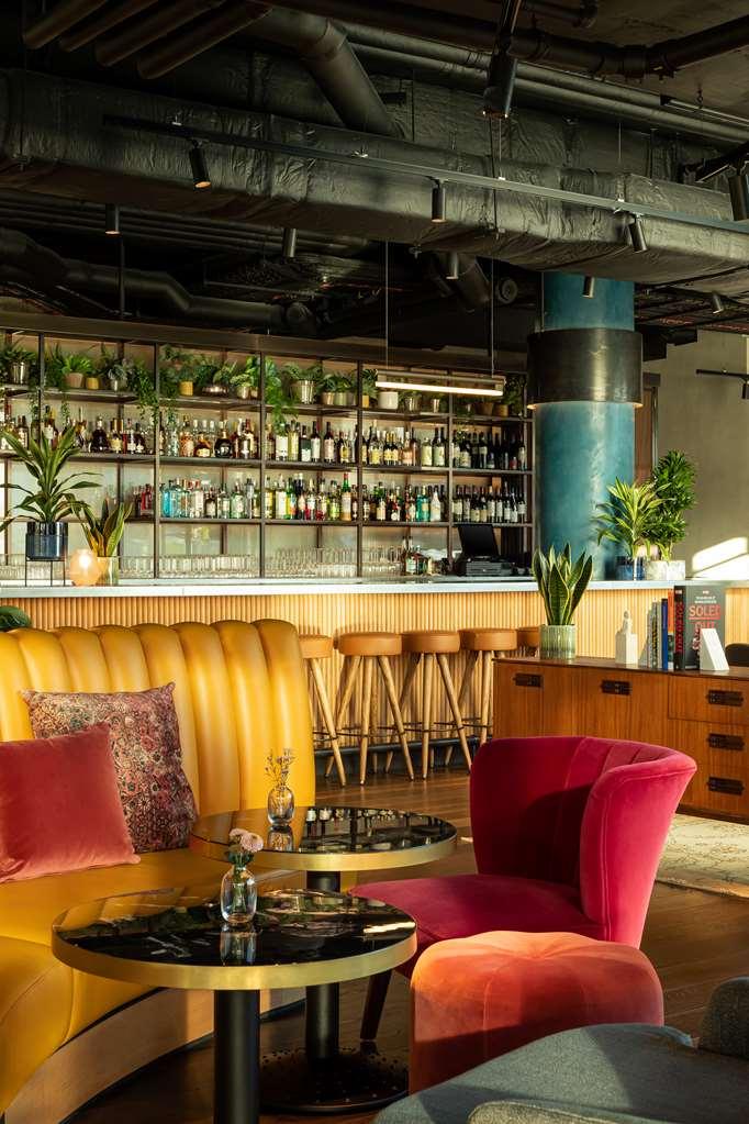 The Gantry Curio Collection By Hilton London