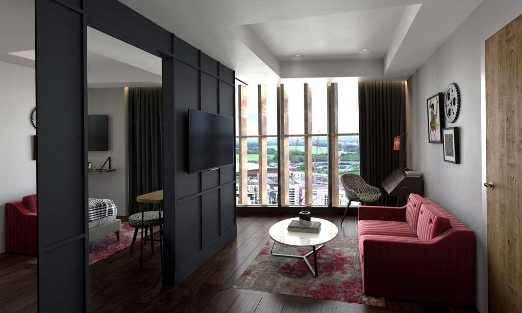 The Gantry Curio Collection By Hilton 4* London
