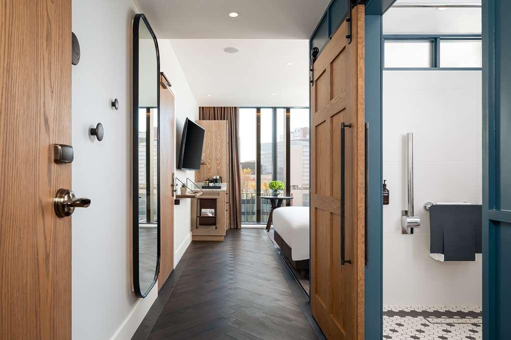 The Gantry Curio Collection By Hilton London