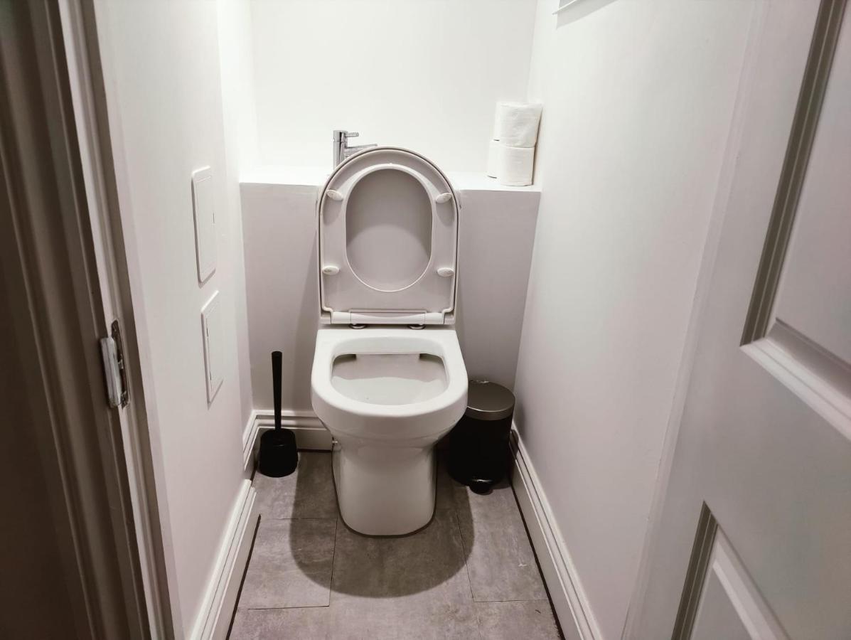 3 Bed Flat Close To Liverpool St & Brick Lane Leilighet *