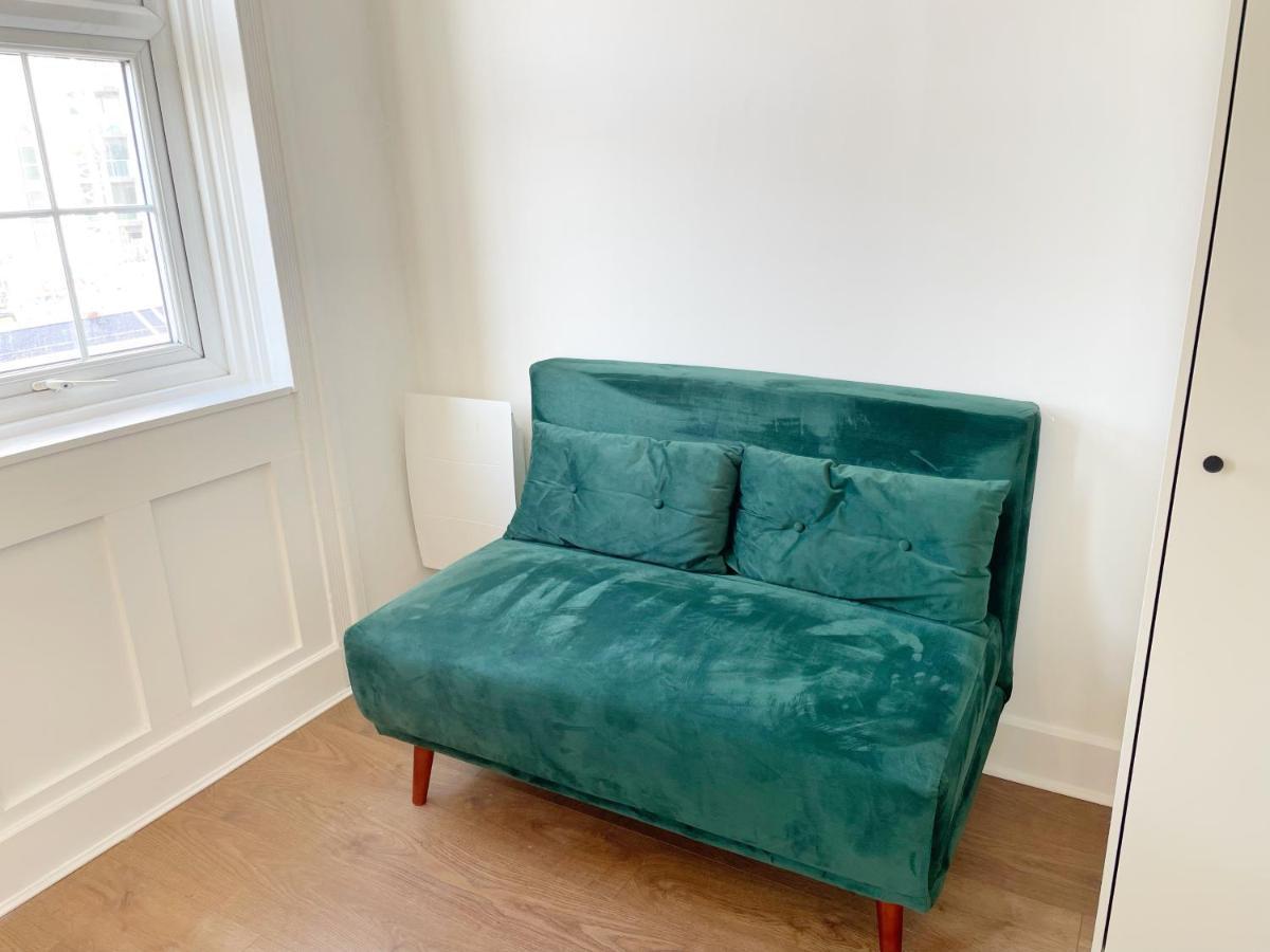 1 Bedroom Gem, Prime Location.