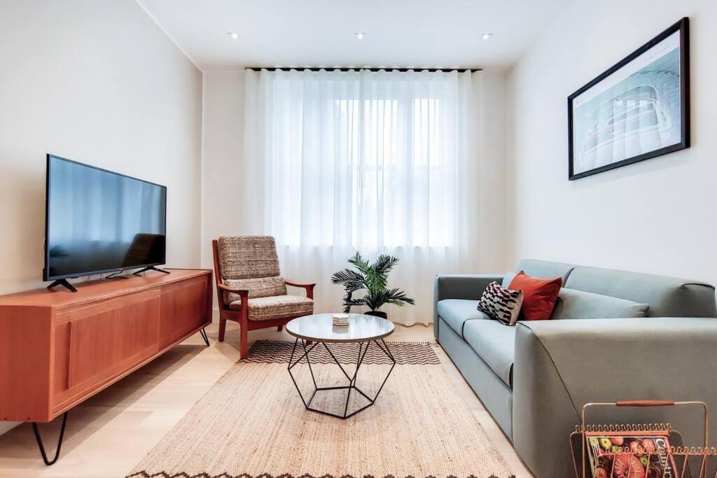 11 Borough - Bright & Spacious 2-bed Near Bridge