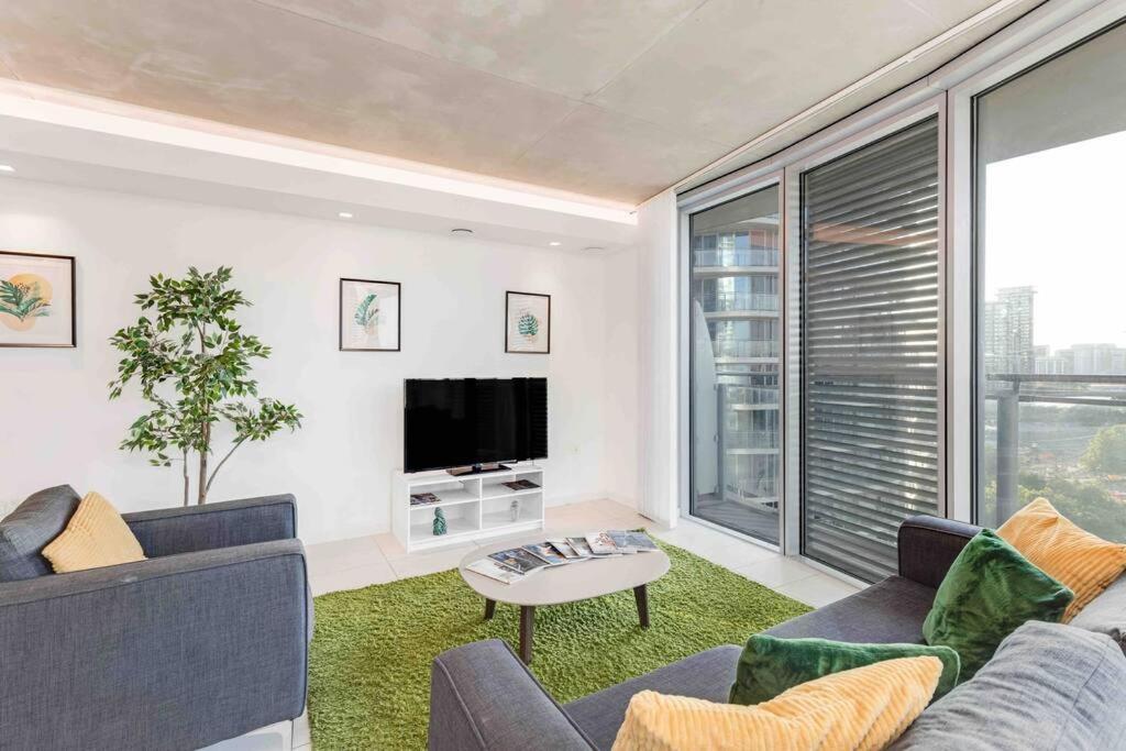 Leilighet Luxury 3min Walk To Excel,city Hall, O2 *