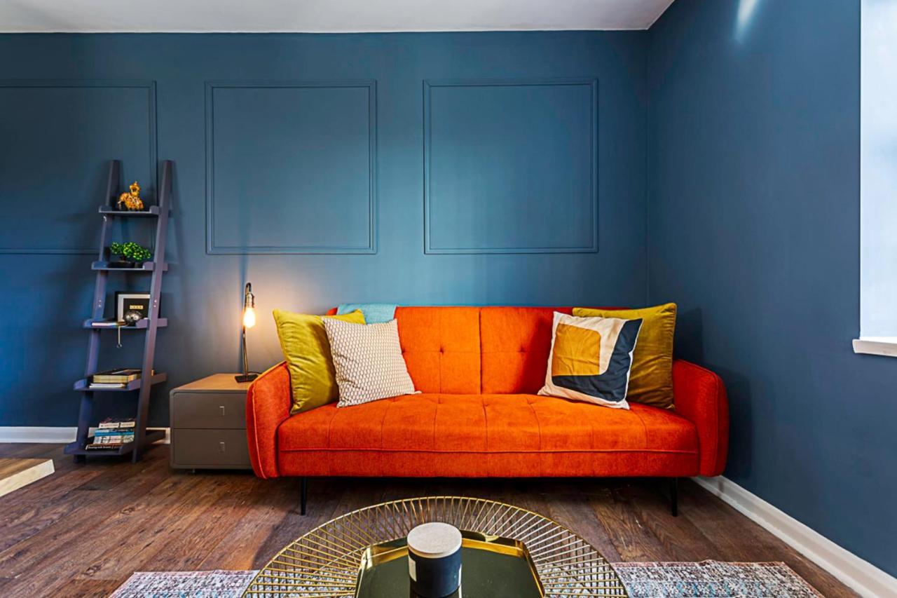 Cosy Spitalfields Hideaway Apartment
