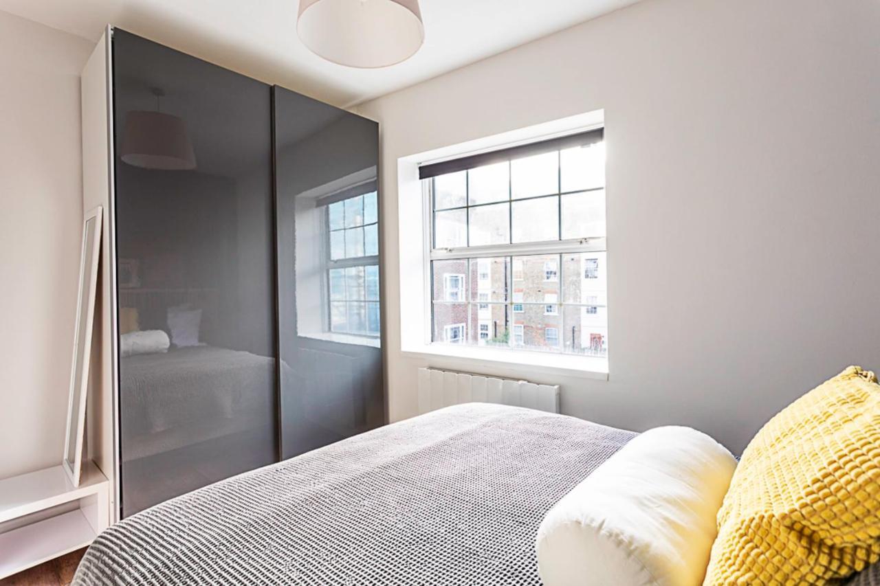 Cosy Spitalfields Hideaway * London