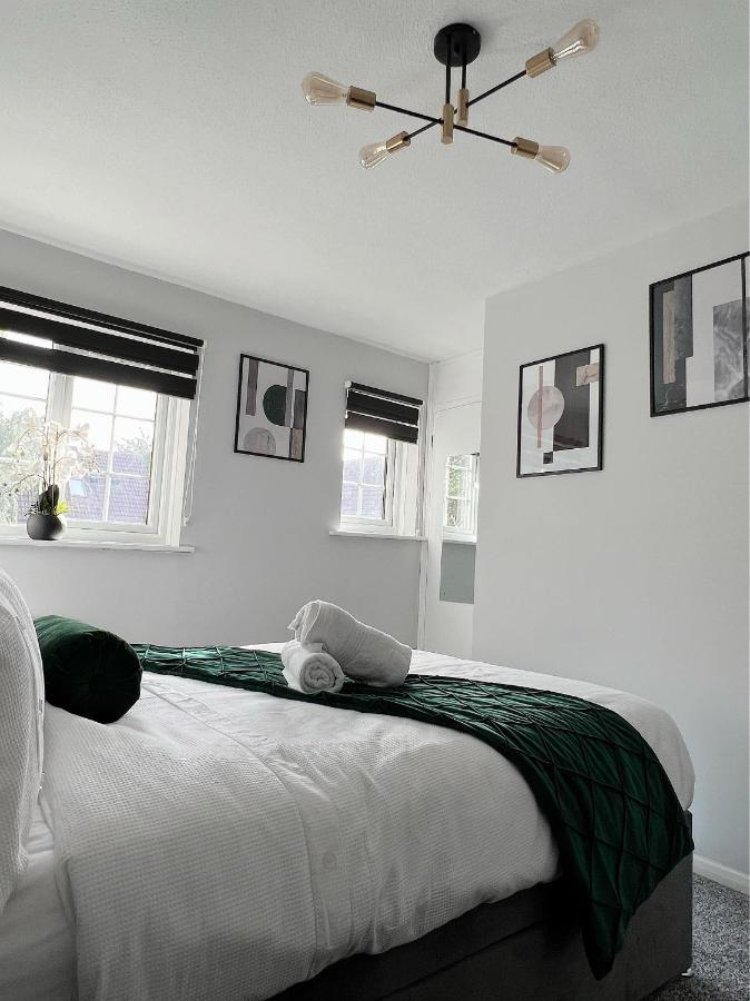 Holiday home Stunning In Beckton With Private Entrance London