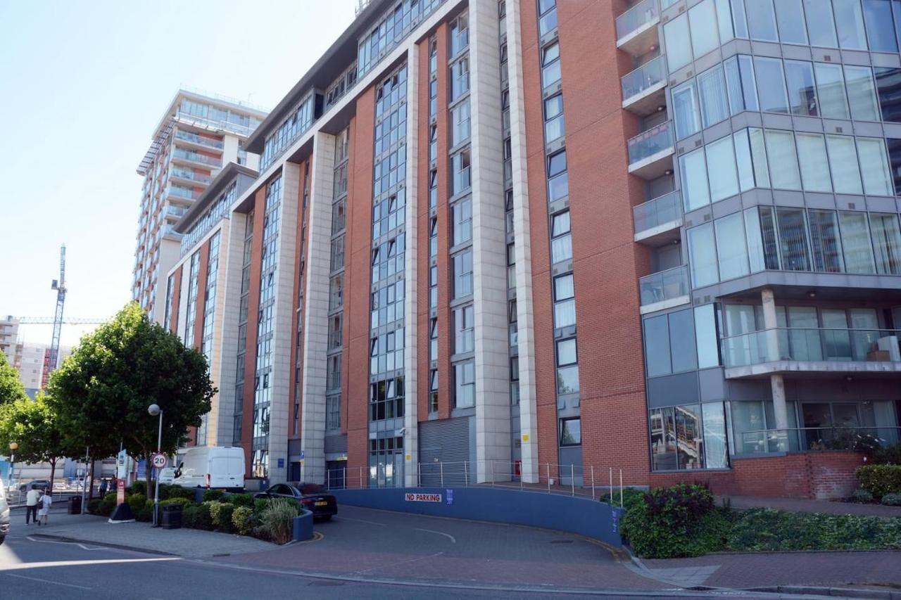 Excel Luxury Flat Apartment London