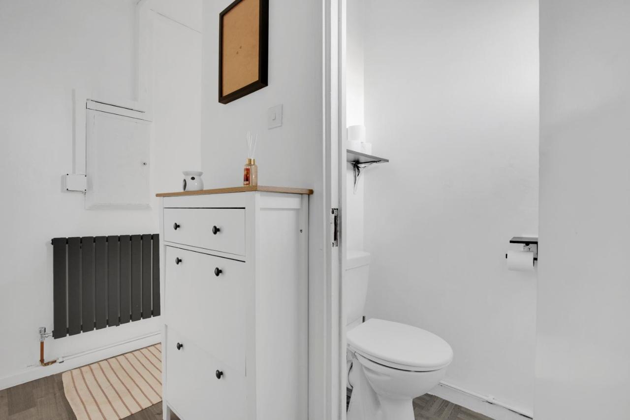 Peckham By Aps London