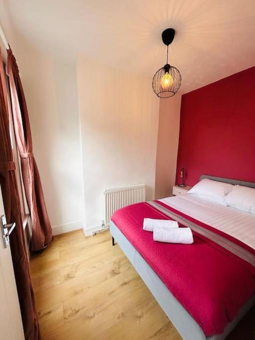 Elegant House In Stratford * London