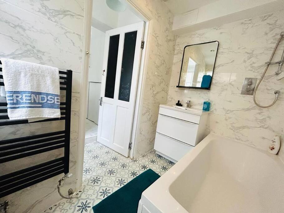 Apartment Elegant House In Stratford London