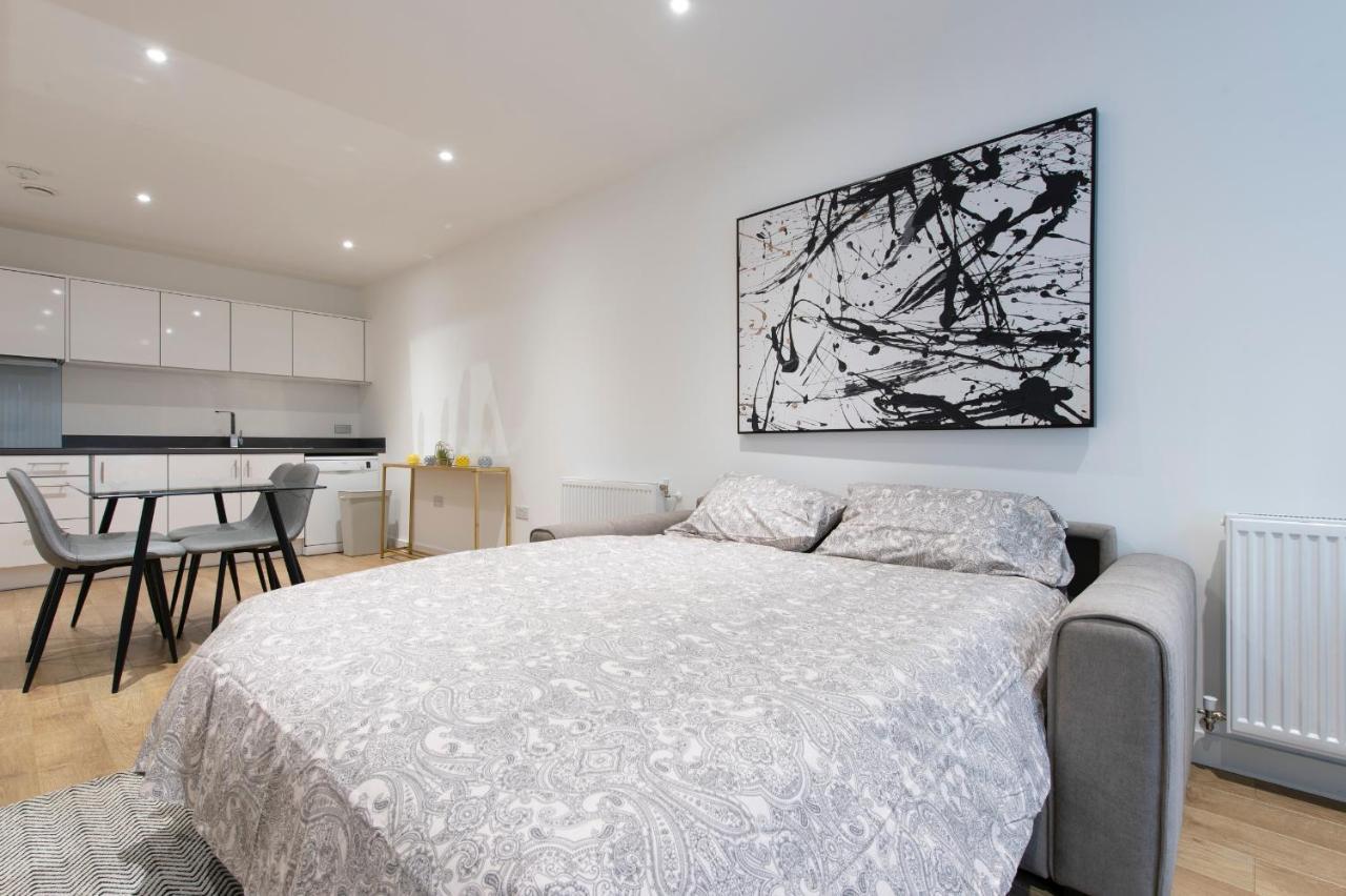 Apartment Stunning Luxury 2 Bedroom *