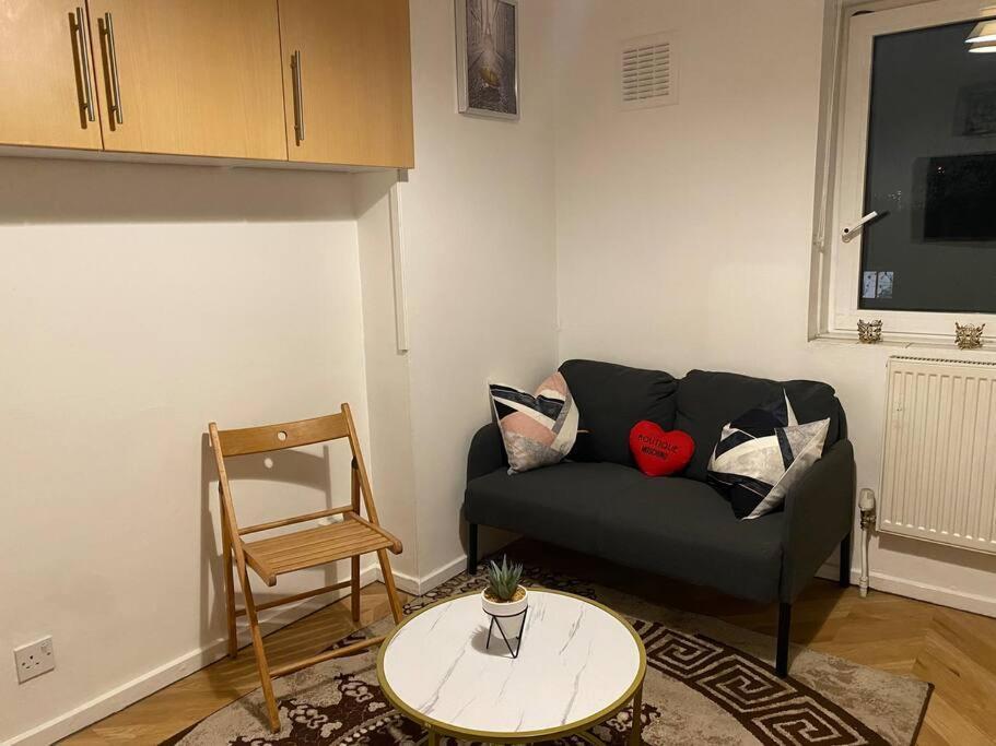 2 Bedroom Flat Camberwell Grove Apartamento Londres