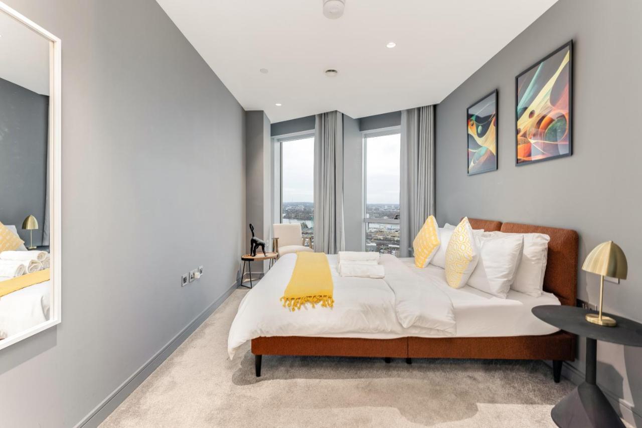 Shyroyale Apartment London
