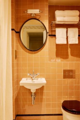 Welche Sind Besten In Der Nähe Von Eye? 4* London