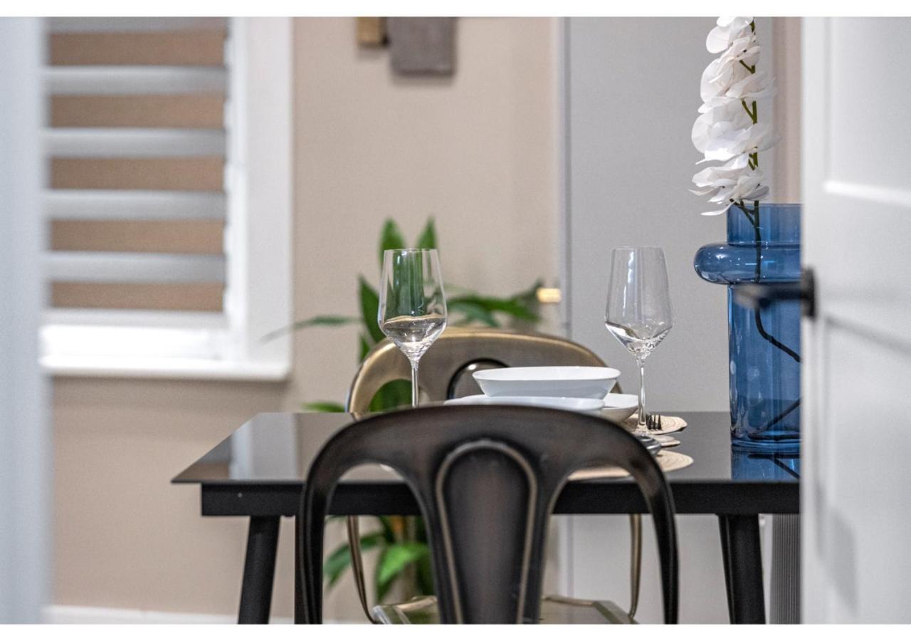 Modern 3-bedroom Flat Apartment