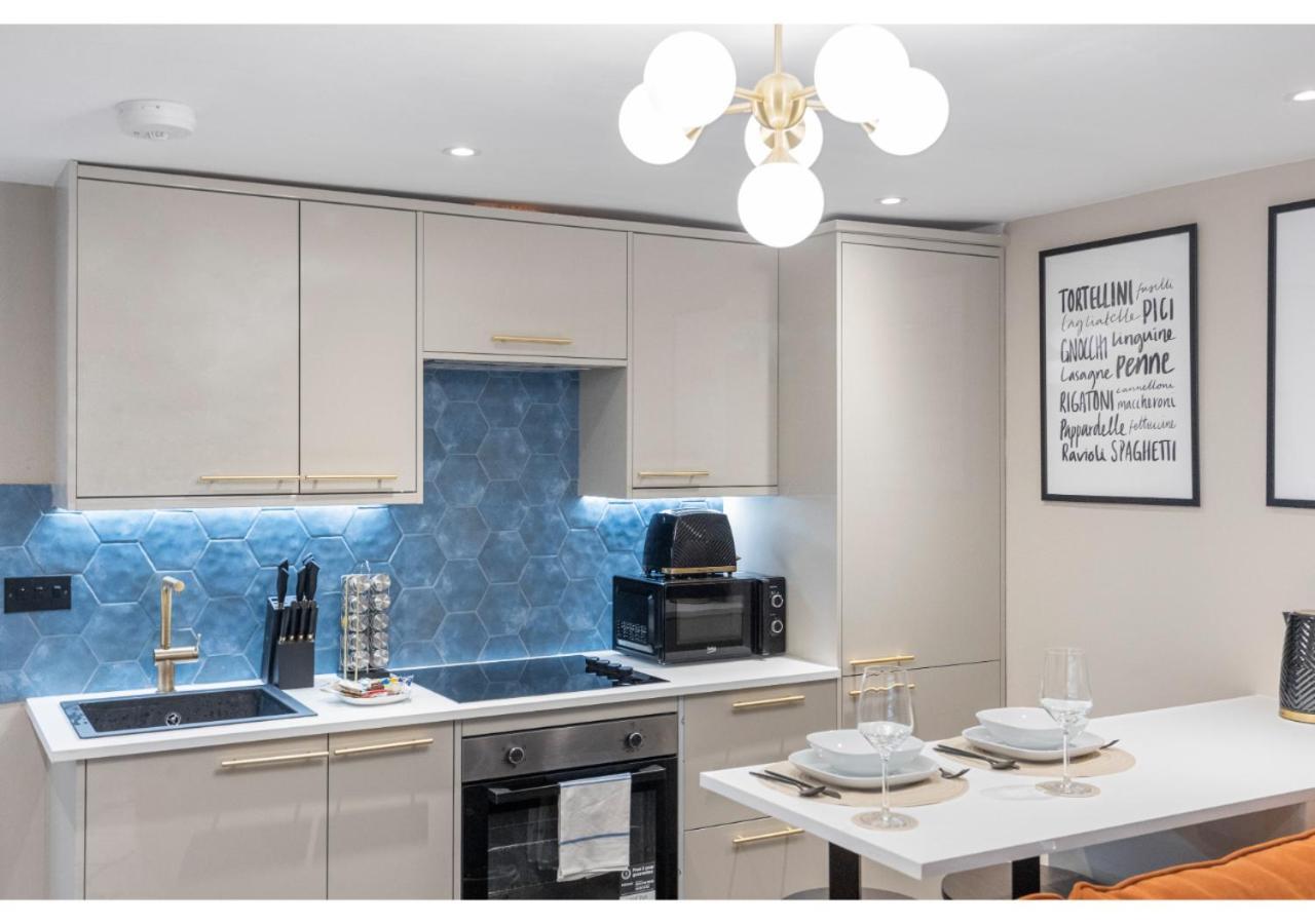 Modern 3-bedroom Flat * London