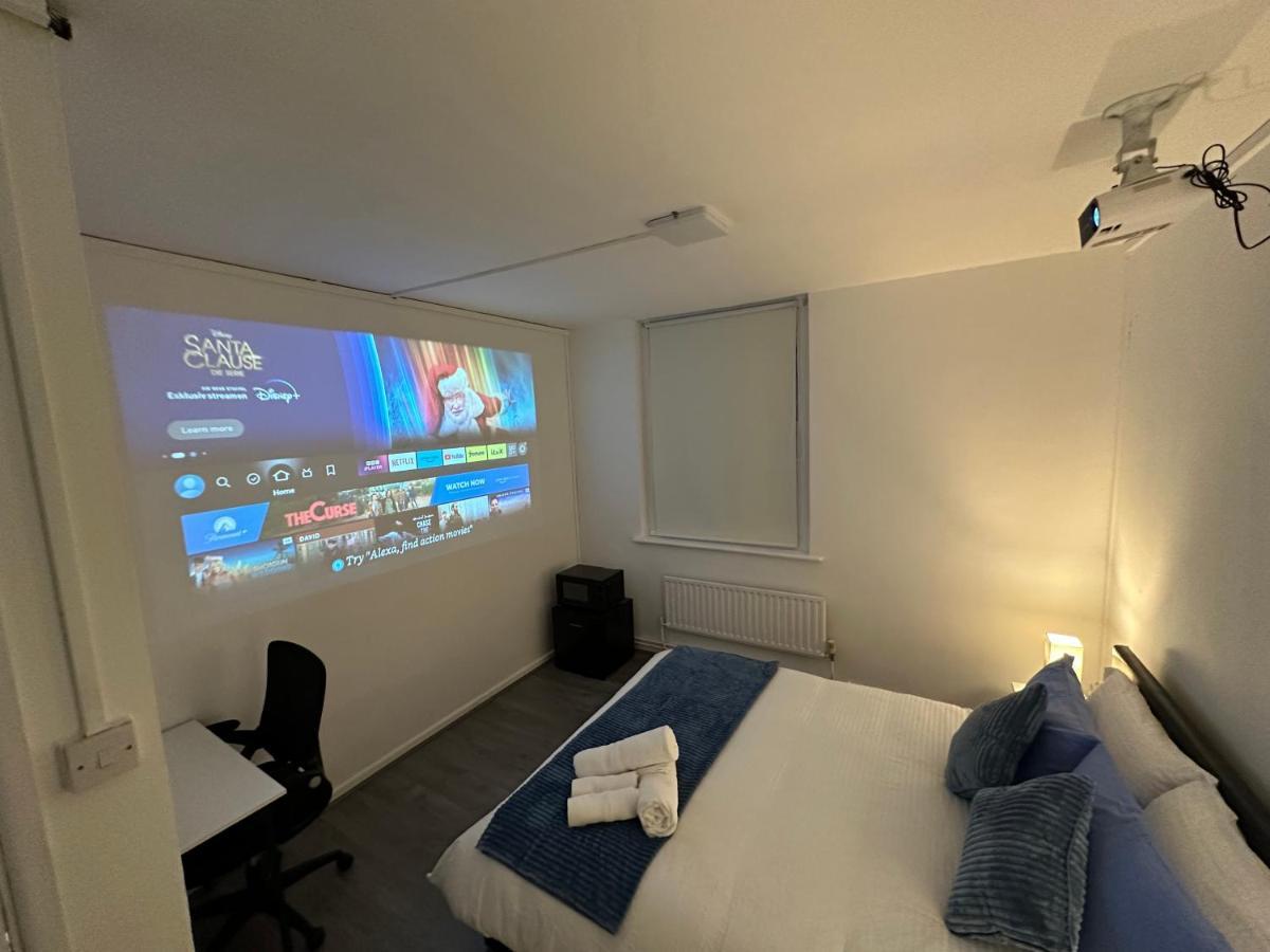Apartment Unique Double Bedroom *