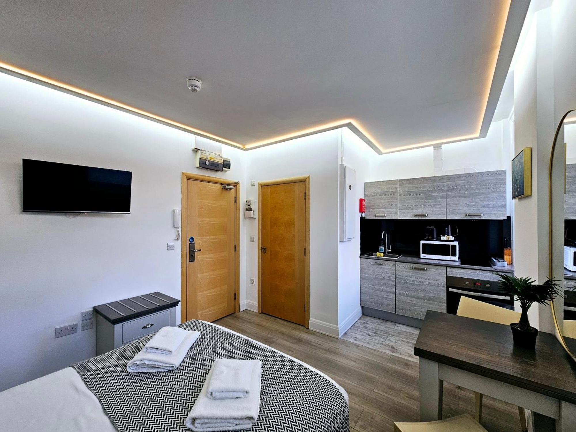 London Stay Apartamentos Apartahotel
