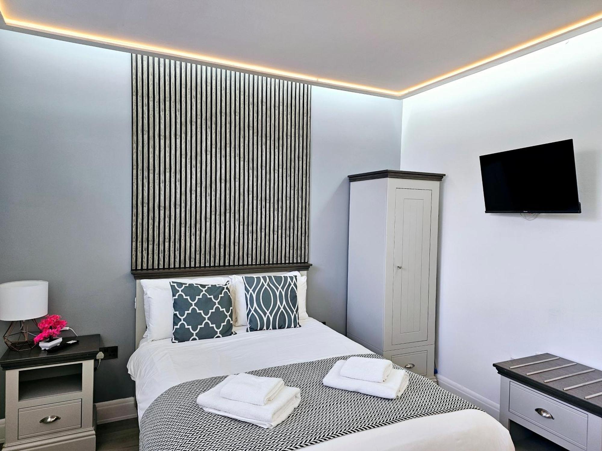 London Stay Apartamentos Apartahotel 3*