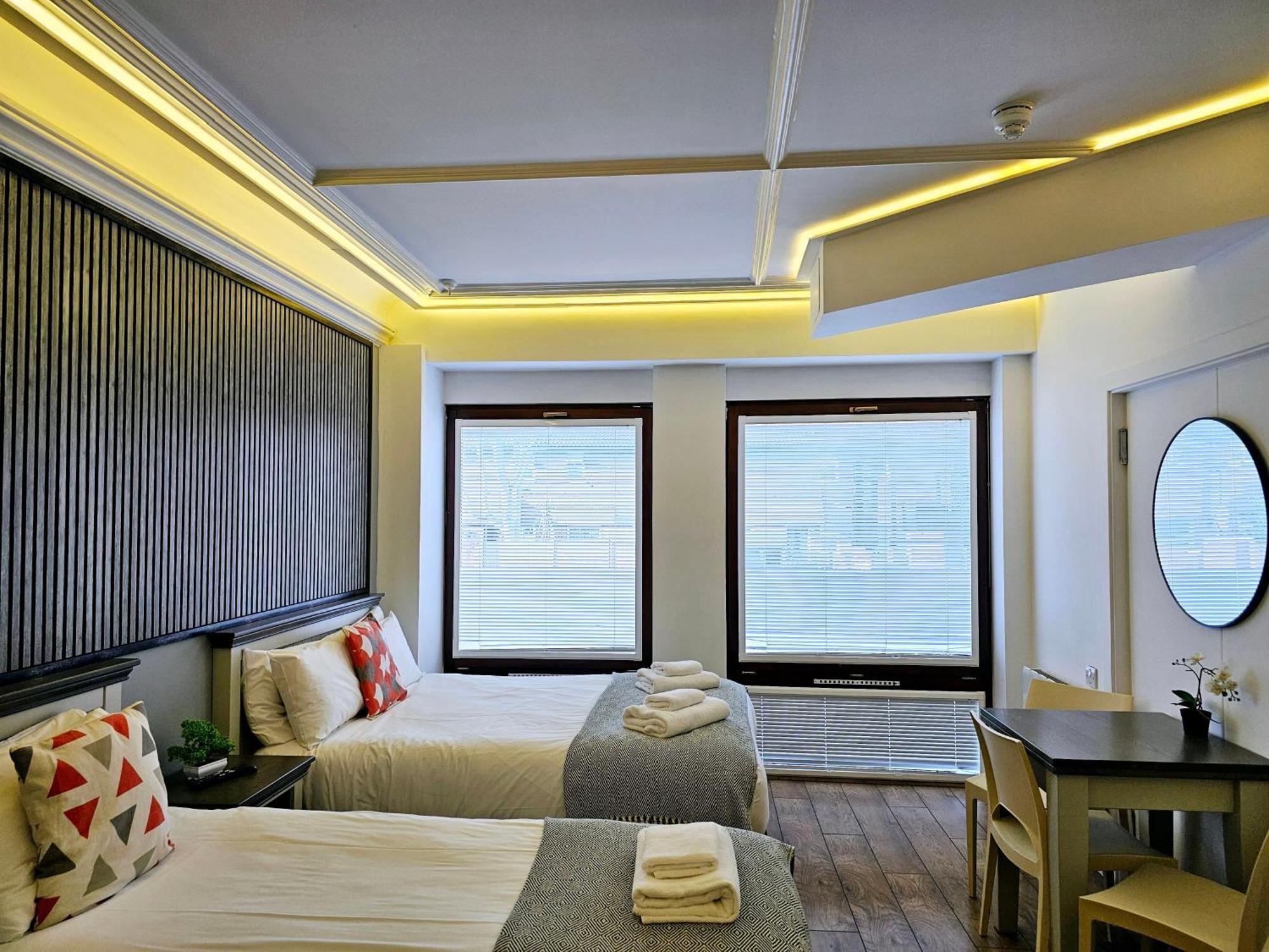 London Stay Apartamentos 3*