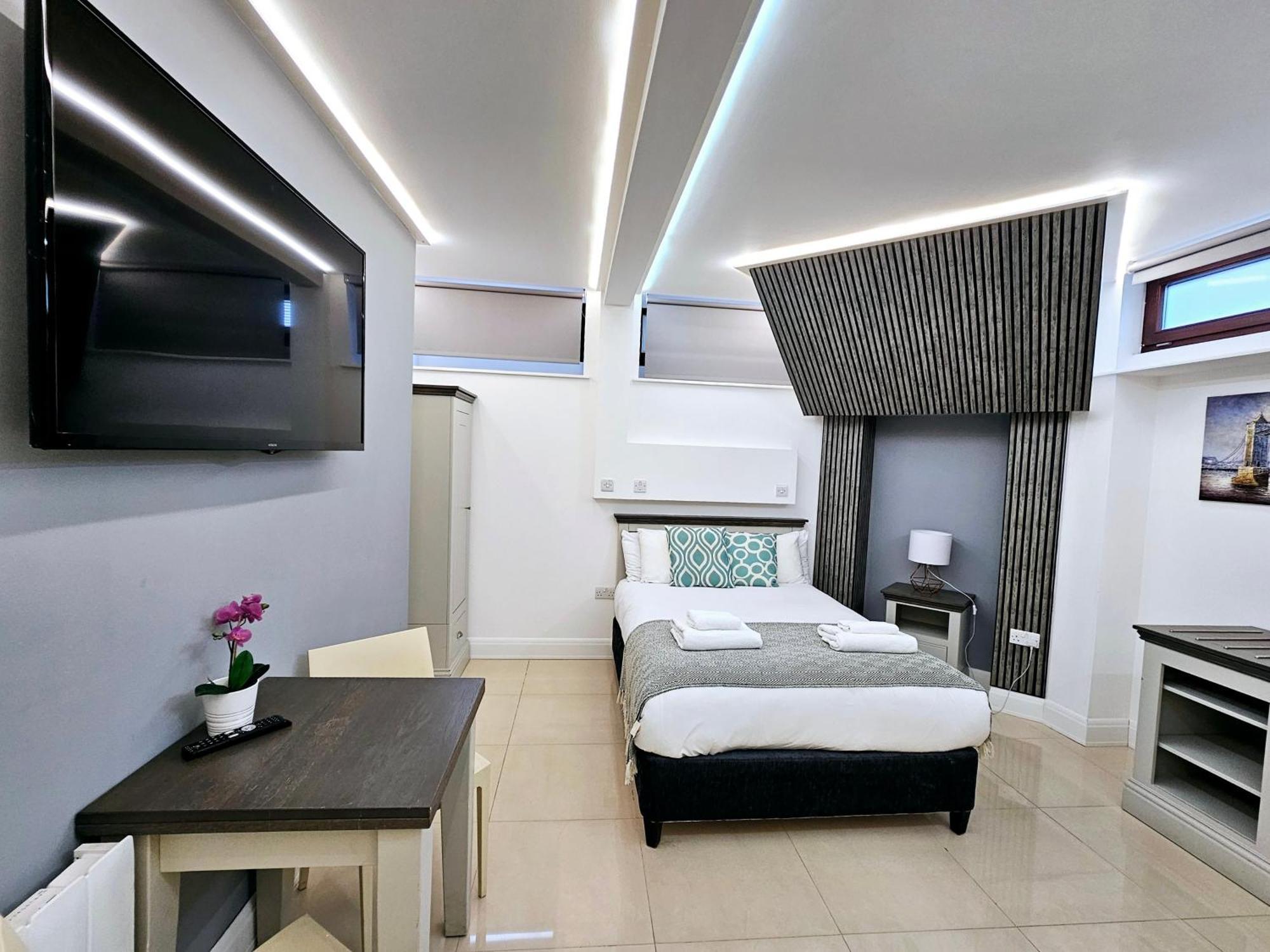 London Stay Apartamentos Apartahotel