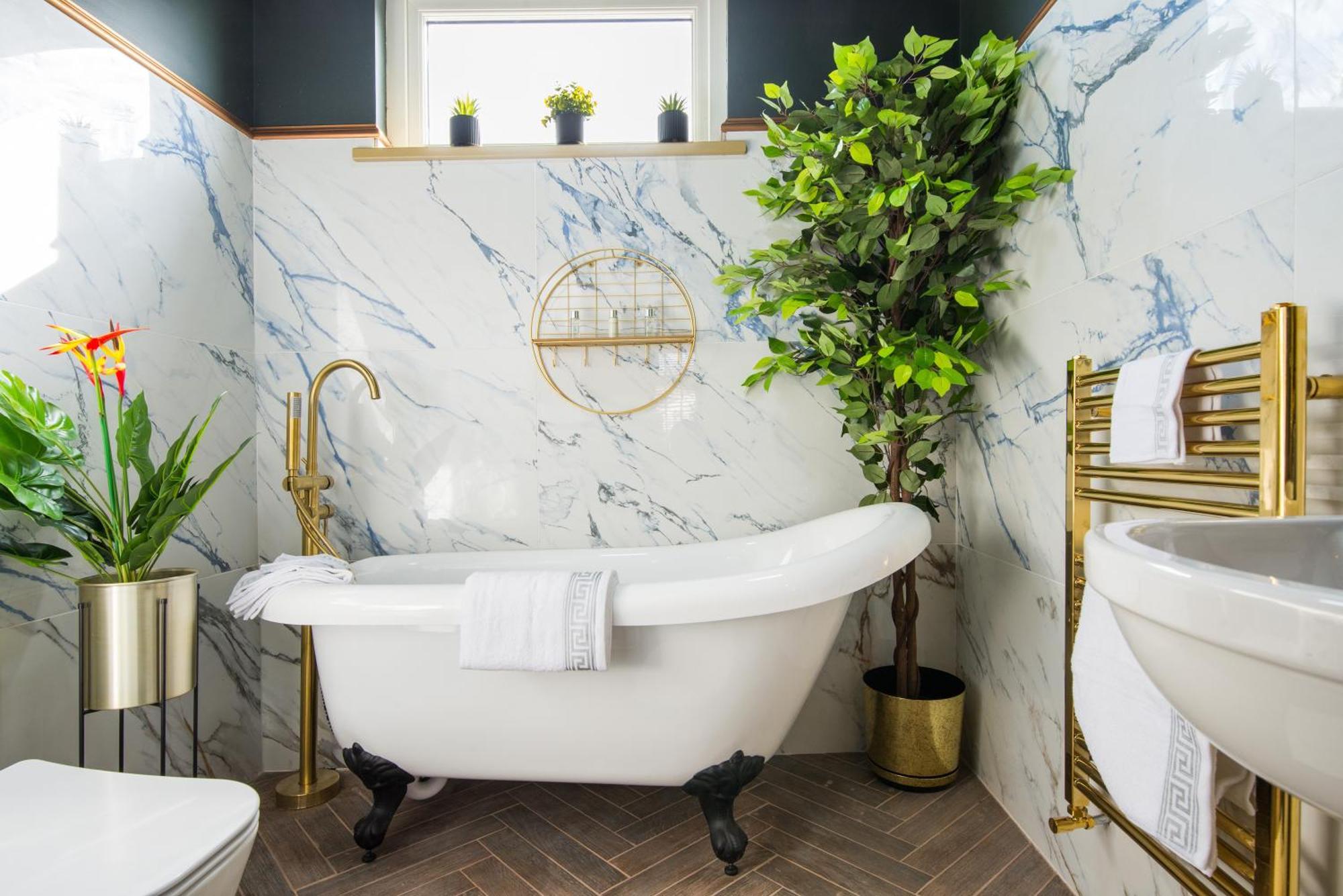 Luxury Versace 1 Bed Hot Tub Pool Table Sky Tv * Londen